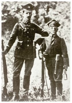 Stanisław Celichowski (1885-1947) with the youngest participant of the uprising, volunteer 14-year-old Józef Kurzem