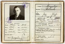 Mieczysław Paluch&#039;s Military Booklet (1888-1942)