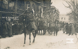 Parade of the Poznań Guard Mounted Rifle Regiment, Poznań, 26/01/1919